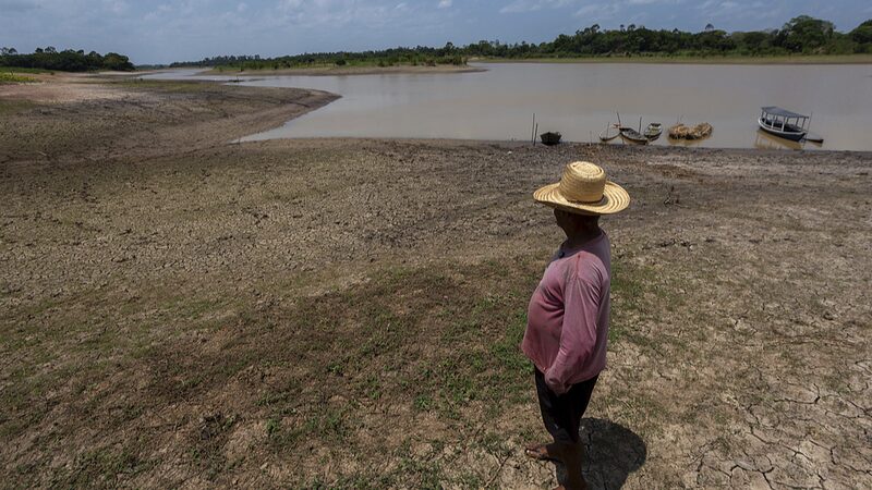 Los_ri_os_del_Amazonas_se_secan__Sequi_a_histo_rica_deja_vi_as_fluviales_a_ridas__