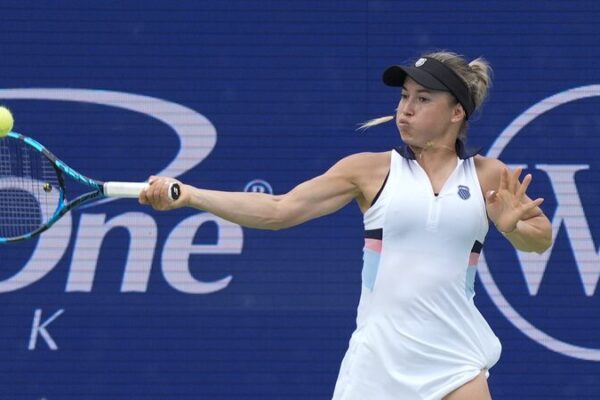 Los sueños de Cincinnati de Coco Gauff se desvanecen por Yulia Putintseva 🏆🎾 Los_suen_os_de_Cincinnati_de_Coco_Gauff_se_desvanecen_por_Yulia_Putintseva___