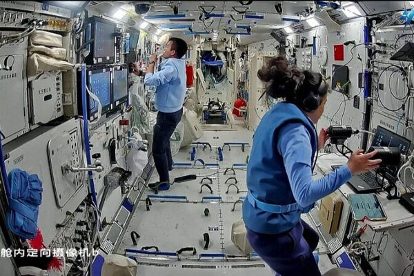 ¡Los taikonautas de Shenzhou-19 se preparan para su primera caminata espacial! _Los_taikonautas_de_Shenzhou_19_se_preparan_para_su_primera_caminata_espacial_