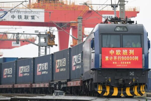 Los_trenes_de_carga_China_Europa_alcanzan_un_ma_ximo_histo_rico_en_mayo___
