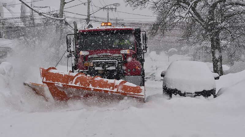Ma_s_de_80_muertos_mientras_tormentas_de_nieve_mortales_continu_an_azotando_a_EE_UU_