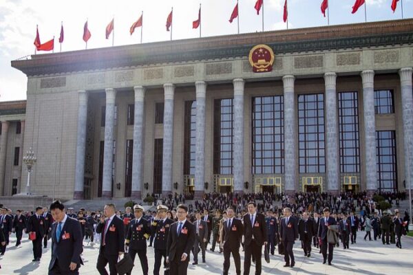 _Ma_s_de_9_000_ideas_de_legisladores_chinos_se_ponen_en_marcha___