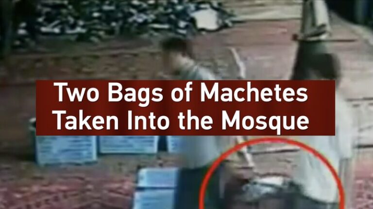 Machetes Contrabandeados en Mezquita: Explorando ‘Oscuridad Sobre Urumqi’ 🎥 Machetes_Contrabandeados_en_Mezquita__Explorando__Oscuridad_Sobre_Urumqi___ video poster