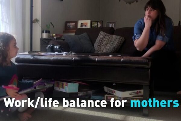 Madres trabajadoras: El difícil equilibrio entre carrera y familia Madres_trabajadoras__El_difi_cil_equilibrio_entre_carrera_y_familia video poster
