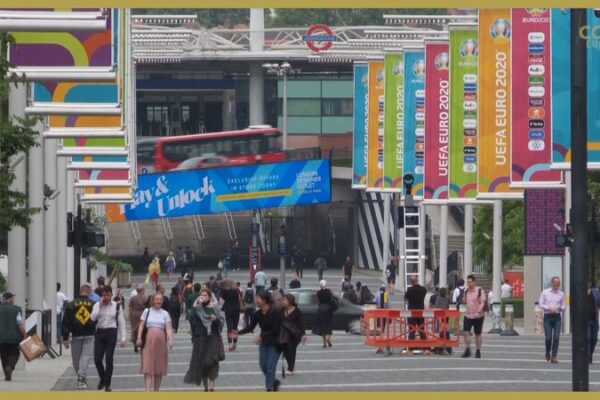 Marcas chinas dominan la Euro 2020: Alipay, Vivo y TikTok al frente Marcas_chinas_dominan_la_Euro_2020__Alipay__Vivo_y_TikTok_al_frente video poster