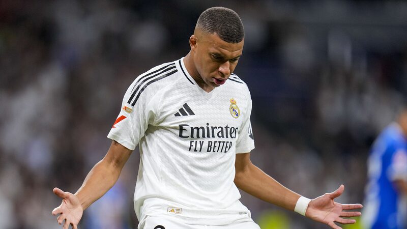 Mbappe__extiende_su_racha_goleadora_en_la_victoria_3_2_del_Real_Madrid_sobre_Alave_s___