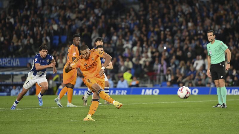 Mbappe__y_Vinicius_brillan_en_la_victoria_2_0_del_Real_Madrid_sobre_la_Real_Sociedad___