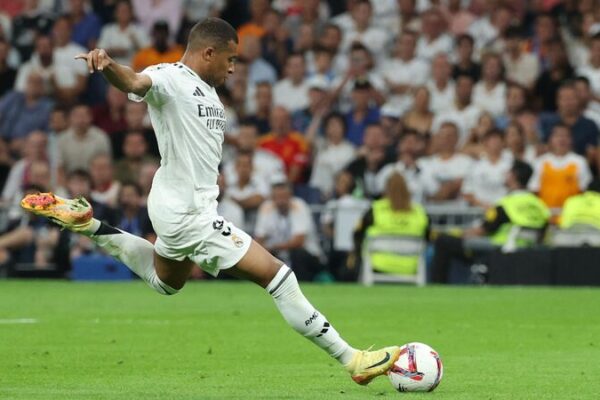 ⚽️ Mbappe rompe sequía en La Liga con dos goles en la victoria del Real Madrid sobre el Betis ___Mbappe_rompe_sequi_a_en_La_Liga_con_dos_goles_en_la_victoria_del_Real_Madrid_sobre_el_Betis