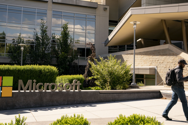 Microsoft_convoca_una_cumbre_de_ciberseguridad_tras_la_interrupcio_n_de_CrowdStrike_que_sacudio__a_las_industrias