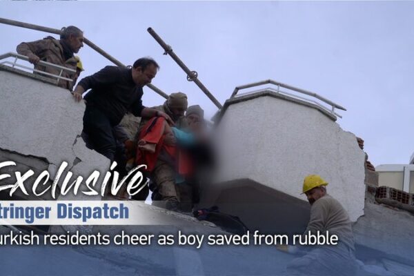 ¡Milagro en Turquía! Niño rescatado entre aplausos tras terremoto devastador _Milagro_en_Turqui_a__Nin_o_rescatado_entre_aplausos_tras_terremoto_devastador video poster