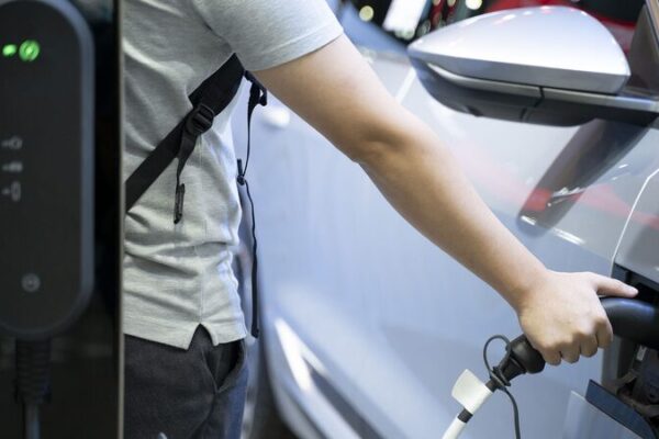 Mineri_a_urbana___La_fiebre_del_reciclaje_de_bateri_as_esta__aqui_____