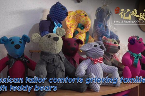 Modista_mexicana_convierte_recuerdos_en_osos_de_peluche_para_consolar_a_familias_en_duelo____ video poster