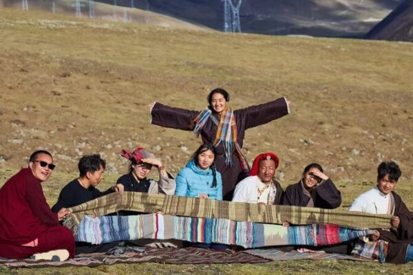 Mujeres Jóvenes Lideran la Acción Climática en Sanjiangyuan 🌱 Mujeres_Jo_venes_Lideran_la_Accio_n_Clima_tica_en_Sanjiangyuan__
