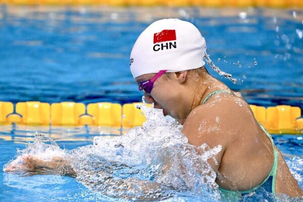 Nadadores chinos establecen nuevos récords asiáticos en la Copa del Mundo 🏊♂️✨ Nadadores_chinos_establecen_nuevos_re_cords_asia_ticos_en_la_Copa_del_Mundo______