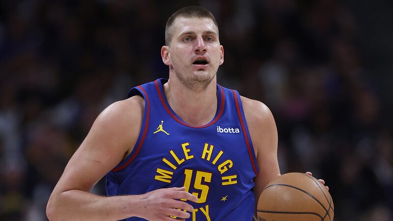 _Nikola_Jokic_se_convierte_en_el_noveno_jugador_con_tres_MVP_de_la_NBA____