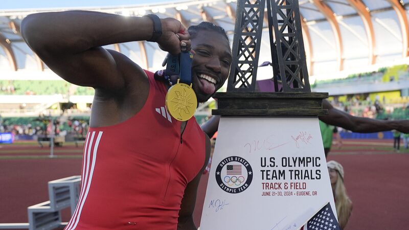 ___Noah_Lyles_arrasa_en_la_victoria_de_100m_en_los_ensayos_oli_mpicos_de_EE__UU___asegurando_boleto_a_Pari_s_
