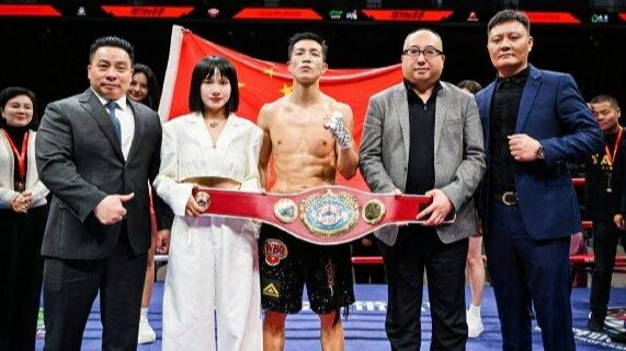 Noche_de_nocaut_en_Haikou___Yang_Yongqiang_se_lleva_el_ti_tulo_ligero_de_la_WBO___