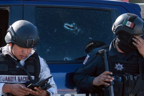 Noticias Impactantes: Alcalde Mexicano y Otras Tres Personas Hallados Muertos en un Vehículo 💔 Noticias_Impactantes__Alcalde_Mexicano_y_Otras_Tres_Personas_Hallados_Muertos_en_un_Vehi_culo__