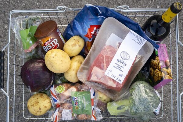 🌍🍎 Nuestro sistema alimentario necesita un cambio: Un enfoque basado en derechos para alimentar el futuro ___Nuestro_sistema_alimentario_necesita_un_cambio__Un_enfoque_basado_en_derechos_para_alimentar_el_futuro