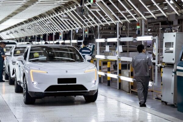 Nuevos aranceles de la UE para autos eléctricos chinos: ¿Está el libre comercio encontrando un obstáculo? 🚗💥 Nuevos_aranceles_de_la_UE_para_autos_ele_ctricos_chinos___Esta__el_libre_comercio_encontrando_un_obsta_culo____