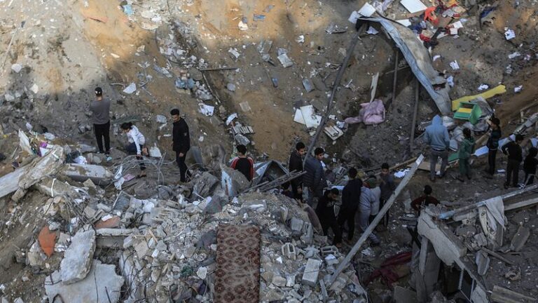 OMS_Alerta___Solo_11_Hospitales_de_Gaza_Funcionan_Parcialmente_en_Medio_del_Conflicto___ video poster