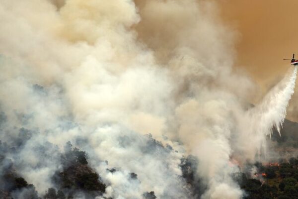 Ola_de_calor_rompe_re_cords_y_amenaza_a_130_millones_en_EE__UU_____