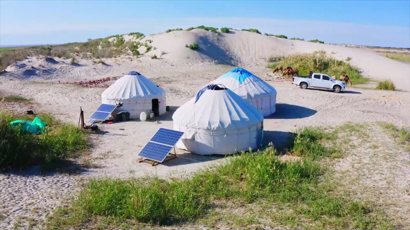 Paneles_solares_iluminan_la_vida_de_los_pastores_en_el_norte_de_Xinjiang__ video poster