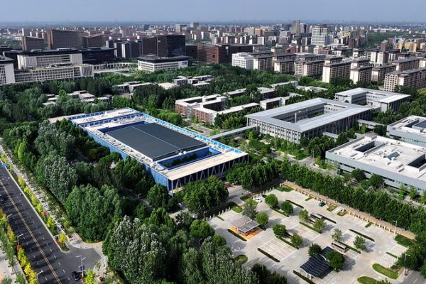 Parques de Carbono Cero: Liderando la Revolución Verde en China y Más Allá 🌱 Parques_de_Carbono_Cero__Liderando_la_Revolucio_n_Verde_en_China_y_Ma_s_Alla___