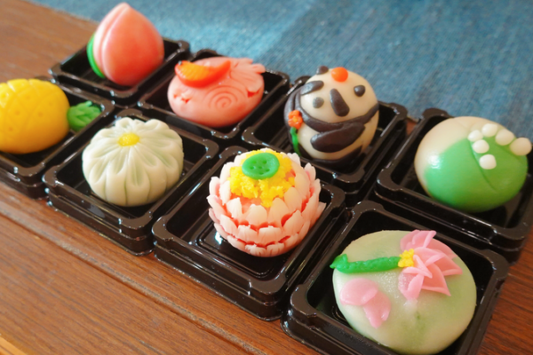 Pasteles_Tangguozi__Un_Delicioso_Viaje_en_el_Tiempo_en_Nianhuawan