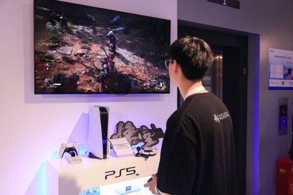 PlayStation_6_se_une_a_AMD__Intel_queda_fuera_del_nuevo_chip_de_Sony
