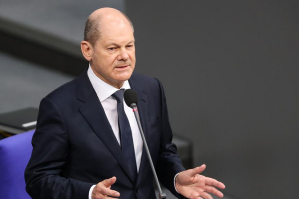 Por qué el canciller alemán Olaf Scholz visita China a pesar de los llamados a ‘reducir riesgos’ Por_que__el_canciller_alema_n_Olaf_Scholz_visita_China_a_pesar_de_los_llamados_a__reducir_riesgos_
