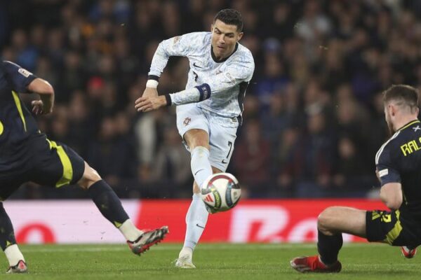 Portugal se acerca a los cuartos de final de la Liga de las Naciones tras empate con Escocia Portugal_se_acerca_a_los_cuartos_de_final_de_la_Liga_de_las_Naciones_tras_empate_con_Escocia