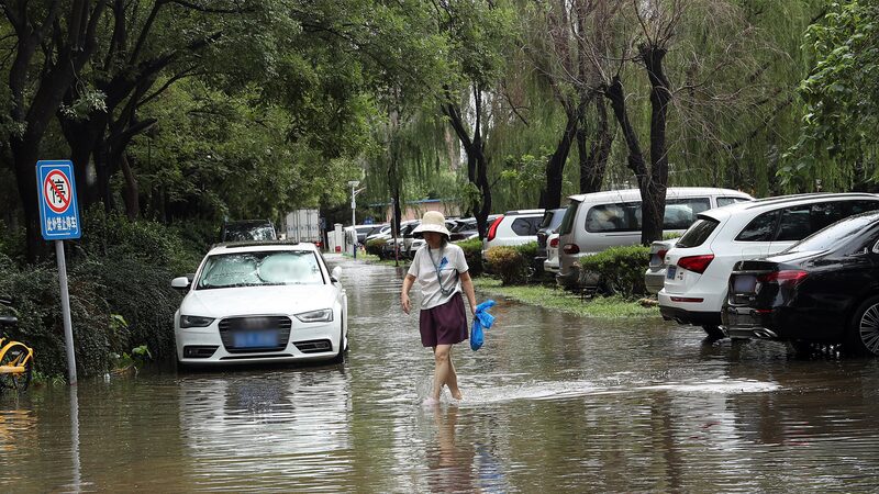 _Prepa_rate_para_agosto__Lluvias_intensas_y_olas_de_calor_en_China