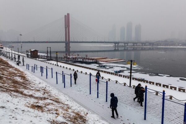 Prepárense: Onda de frío intensa golpea el centro y este de China ❄️ Prepa_rense__Onda_de_fri_o_intensa_golpea_el_centro_y_este_de_China___
