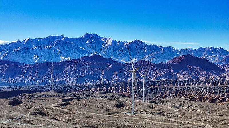 Primera_Planta_Eo_lica_en_el_Sur_de_Xinjiang_se_Conecta_a_la_Red__Abasteciendo_a_300_000_Hogares