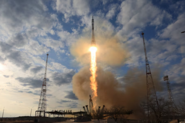 ¡Primera mujer bielorrusa en el espacio! 🚀 Soyuz MS-25 se acopla con la EEI _Primera_mujer_bielorrusa_en_el_espacio____Soyuz_MS_25_se_acopla_con_la_EEI