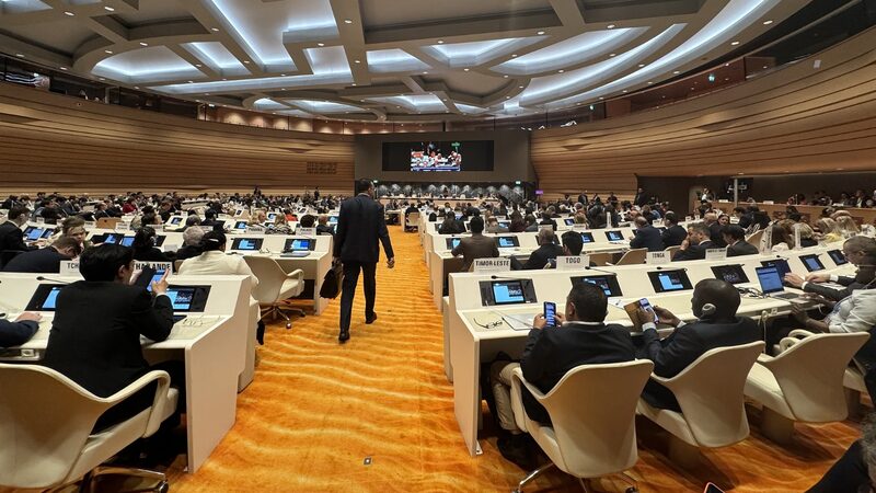Progresar_Contra_las_Pandemias__Las_Naciones_de_la_OMS_Extienden_las_Negociaciones_del_Acuerdo_por_Un_An_o_Ma_s