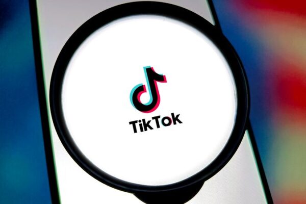 Prohibición de TikTok: Un estudio de caso sobre la extralimitación regulatoria estadounidense Prohibicio_n_de_TikTok__Un_estudio_de_caso_sobre_la_extralimitacio_n_regulatoria_estadounidense