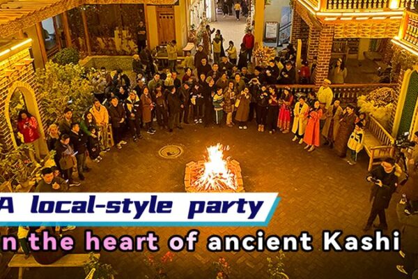 ¿Puede una Fiesta de $70 en Kashi Atraer a 100 Invitados? Bloguero Canadiense Acepta el Reto _Puede_una_Fiesta_de__70_en_Kashi_Atraer_a_100_Invitados__Bloguero_Canadiense_Acepta_el_Reto video poster