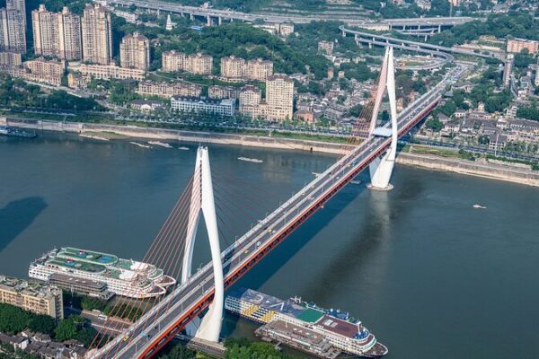 Puente Dongshuimen de Chongqing: Uniendo historia e innovación 🌉 Puente_Dongshuimen_de_Chongqing__Uniendo_historia_e_innovacio_n__ video poster