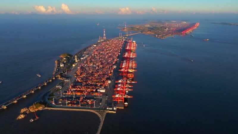 ___Puerto_de_Shangha_i_hace_historia__el_primero_en_superar_los_50_millones_de_TEUs___ video poster