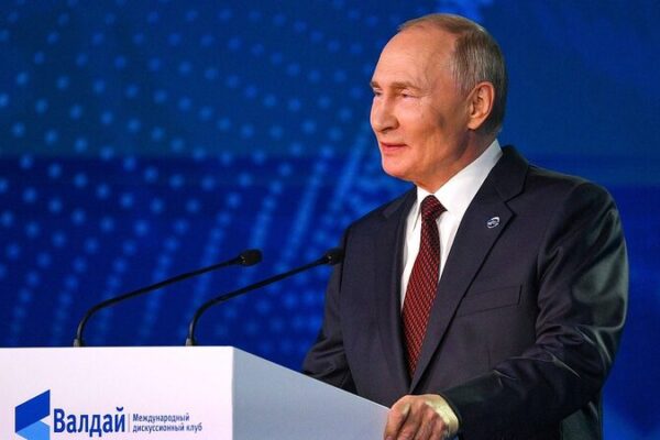 Putin_destaca_una_confianza_sin_precedentes_entre_Rusia_y_China__apunta_a_una_cooperacio_n_paci_fica__