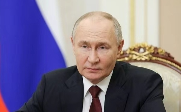 Putin revela el ambicioso presupuesto de Rusia para 2025-2027 📈 Putin_revela_el_ambicioso_presupuesto_de_Rusia_para_2025_2027__