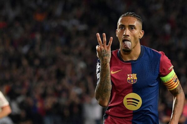 Raphinha_brilla_con_triplete_en_victoria_histo_rica_del_Barc_a_ante_Bayern