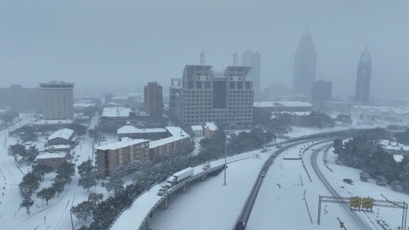 Rara_Tormenta_Invernal_Trae_Nieve_y_Hielo_al_Sur_de_EE__UU____ video poster