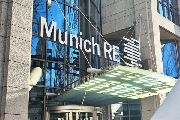 Reaseguradora_alemana_Munich_Re_advierte__La_IA_impulsa_el_aumento_de_ciberataques__