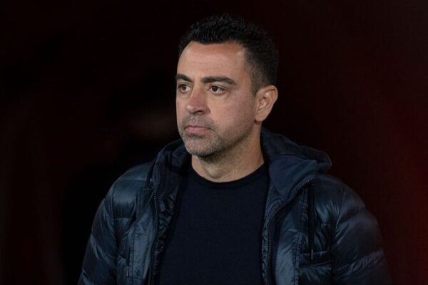 _Reorganizacio_n_Sorpresa__Hansi_Flick_en_Camino_para_Reemplazar_a_Xavi_Herna_ndez_en_el_Barca____