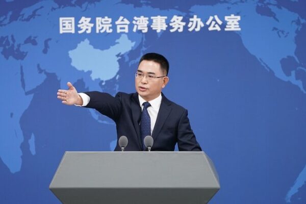 Residentes_de_la_regio_n_de_Taiwa_n_dudan_de_la_proteccio_n_de_EE_UU___