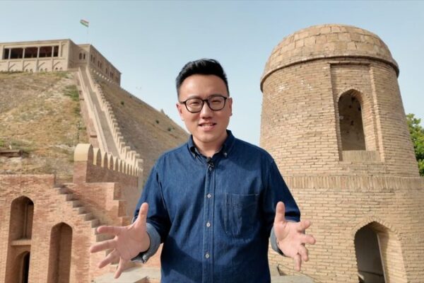 Retrocede en el tiempo en la Fortaleza de Hisor en Tayikistán: Ecos de la Ruta de la Seda Retrocede_en_el_tiempo_en_la_Fortaleza_de_Hisor_en_Tayikista_n__Ecos_de_la_Ruta_de_la_Seda video poster
