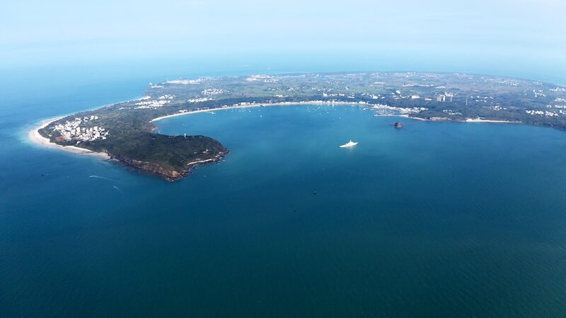 Revelando_la_Isla_Weizhou__El_Maravilloso_Mundo_Volca_nico_Ma_s_Joven_de_China video poster